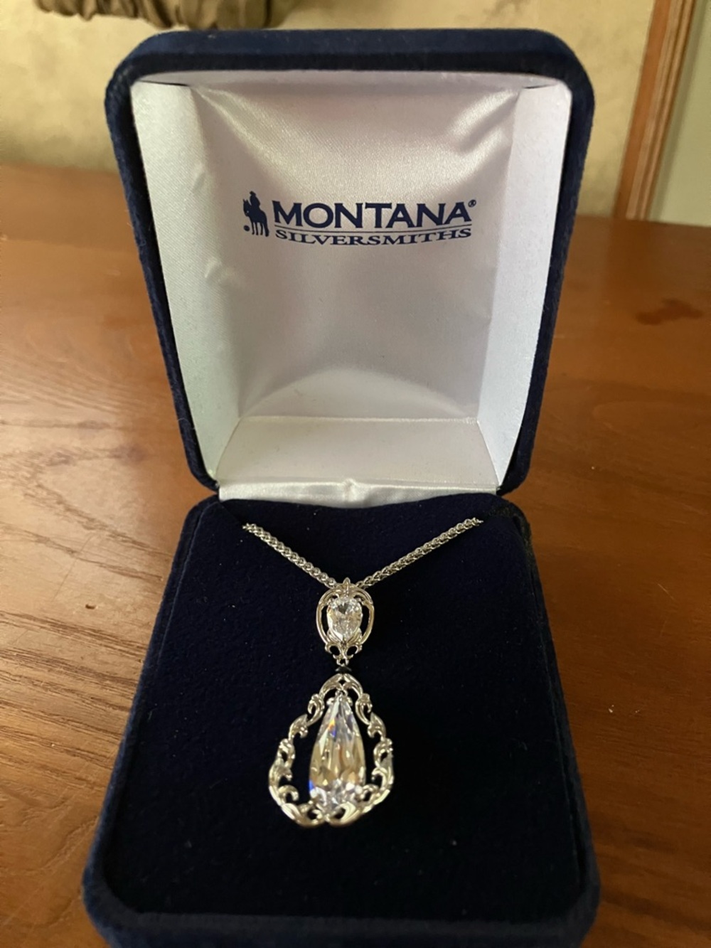 Montana Silversmiths Princess Frost Silver Teardrop Crystal Pendant Necklace NEW